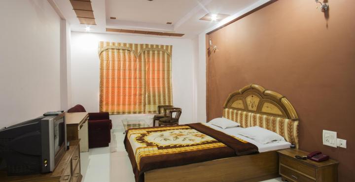 Hotel Chanakya